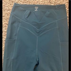 High waisted leggings
